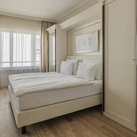 Aqua Aurelia Suitenhotel An Den Thermen באדן-באדן