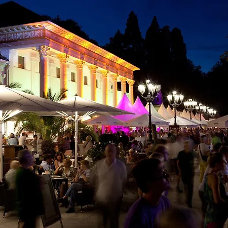 Szálloda Aqua Aurelia Suitenhotel An Den Thermen Baden-Baden
