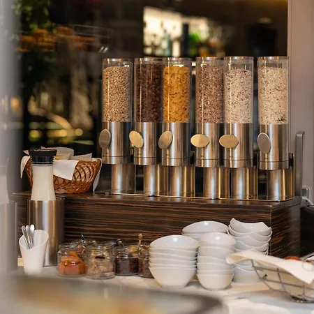 아쿠아 아우렐리아 스위텐호텔 안 덴 테르멘 S 4*