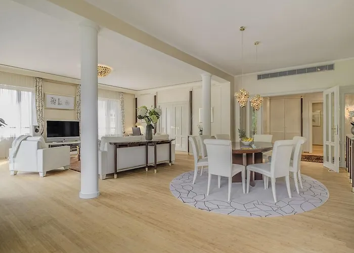 Aqua Aurelia Suitenhotel An Den Thermen 4* באדן-באדן