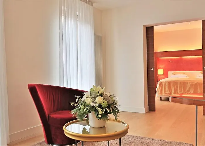 Aqua Aurelia Suitenhotel An Den Thermen 4* באדן-באדן