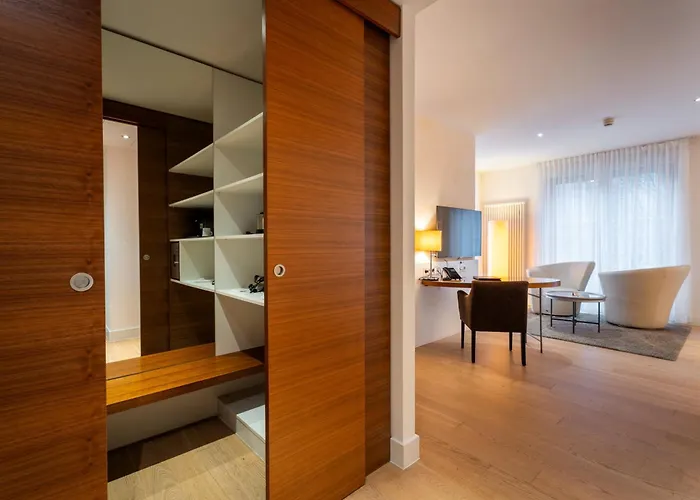 아쿠아 아우렐리아 스위텐호텔 안 덴 테르멘 S 호텔 4*