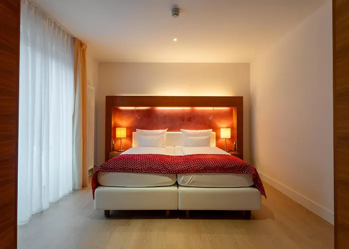 아쿠아 아우렐리아 스위텐호텔 안 덴 테르멘 S 호텔 4*