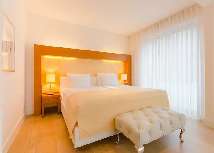 Aqua Aurelia Suitenhotel An Den Thermen 4* באדן-באדן