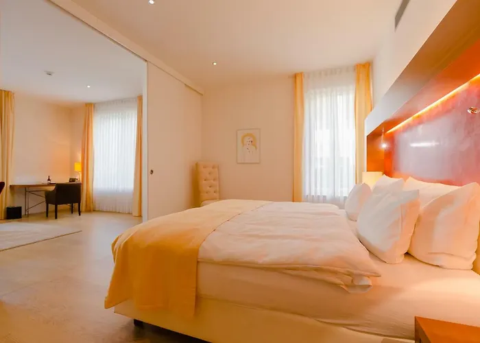 Aqua Aurelia Suitenhotel An Den Thermen באדן-באדן