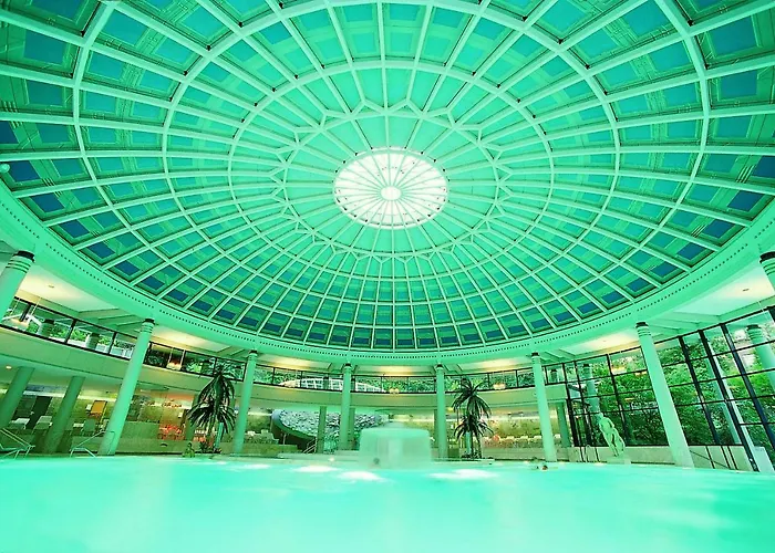 Aqua Aurelia Suitenhotel An Den Thermen 4* באדן-באדן